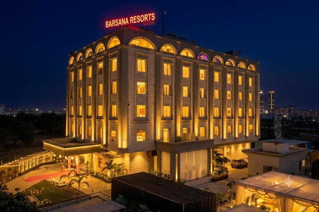 Foxoso Barsana Resort, Jaipur